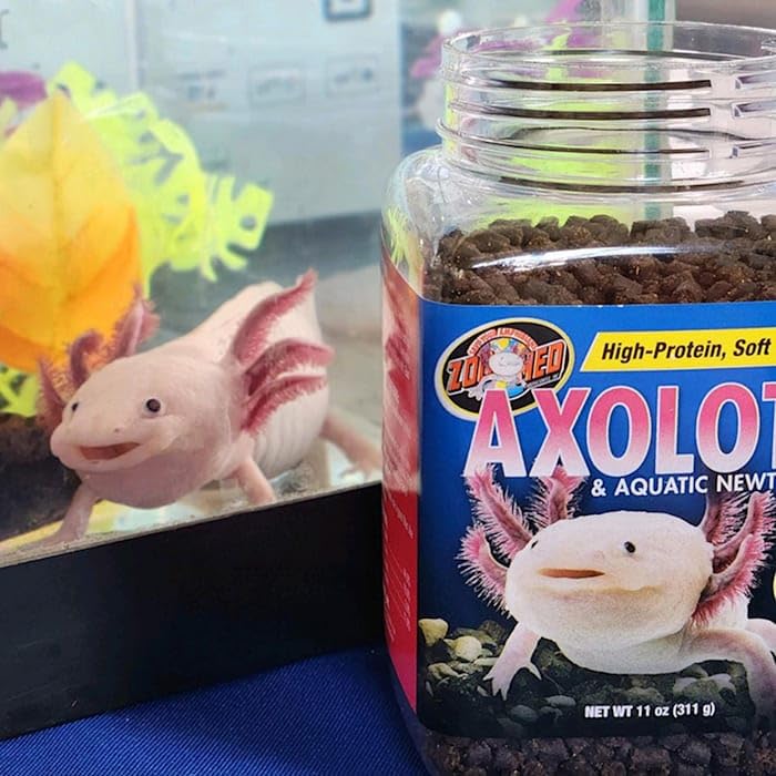 Zoo Med Axolotl & Aquatic Newt Food, 11 oz. Secondary image